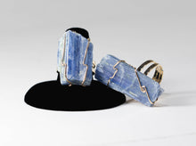 Load image into Gallery viewer,   Gold-Ring-Kyanite