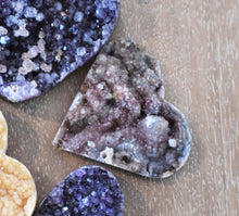 Load image into Gallery viewer, Agate Cluster Heart