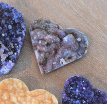 Load image into Gallery viewer, Agate Cluster Heart
