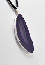 Load image into Gallery viewer, Electroplated-Sliver-Agate