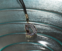 Load image into Gallery viewer, Leather Necklace-Gold Trim-Agate Geode