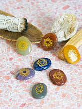 Load image into Gallery viewer, Seven Chakra Stone Box Set