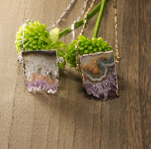 Pendant-necklace-Horizontal